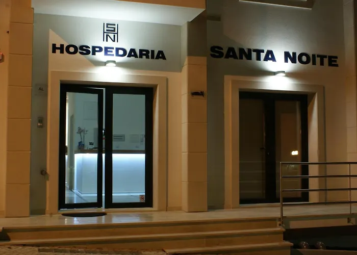 ゲストハウス Santa Noite ファティマ